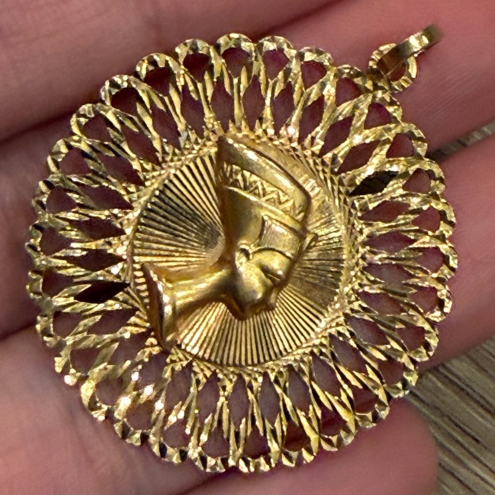vintage 14k Egyptian pharaoh pendant - Picture 7 of 9